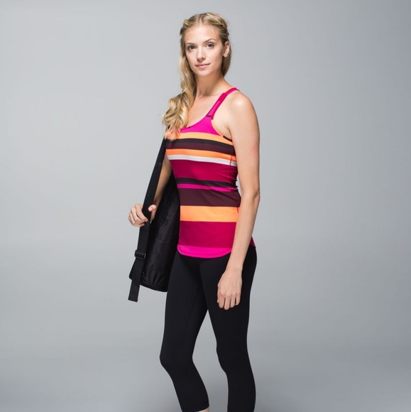 ♥︎ LULULEMON ♥︎ Luon Refresh Racer Tank Stripes with Curved Hem Size 4 - Picture 6 of 12